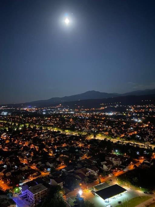 Cevahir Sky City Apartment With Spa, Pool & Fitness Included Skopje Buitenkant foto