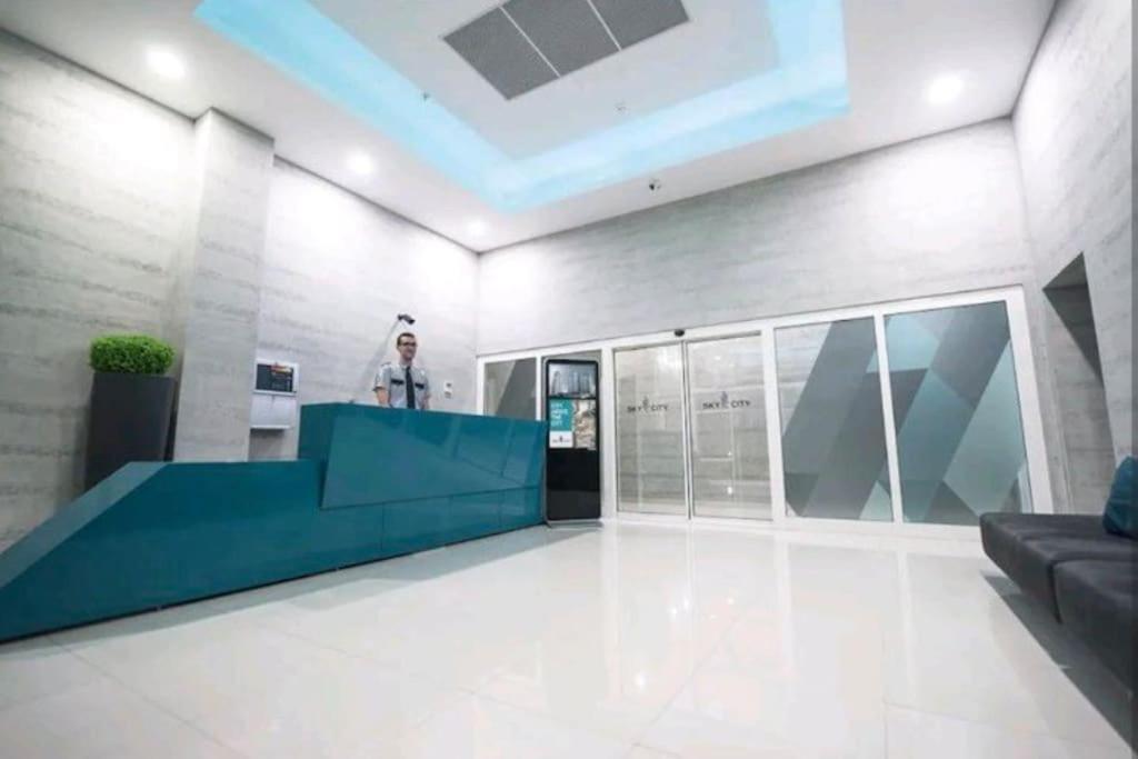 Cevahir Sky City Apartment With Spa, Pool & Fitness Included Skopje Buitenkant foto