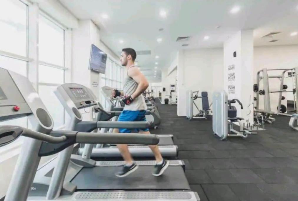 Cevahir Sky City Apartment With Spa, Pool & Fitness Included Skopje Buitenkant foto