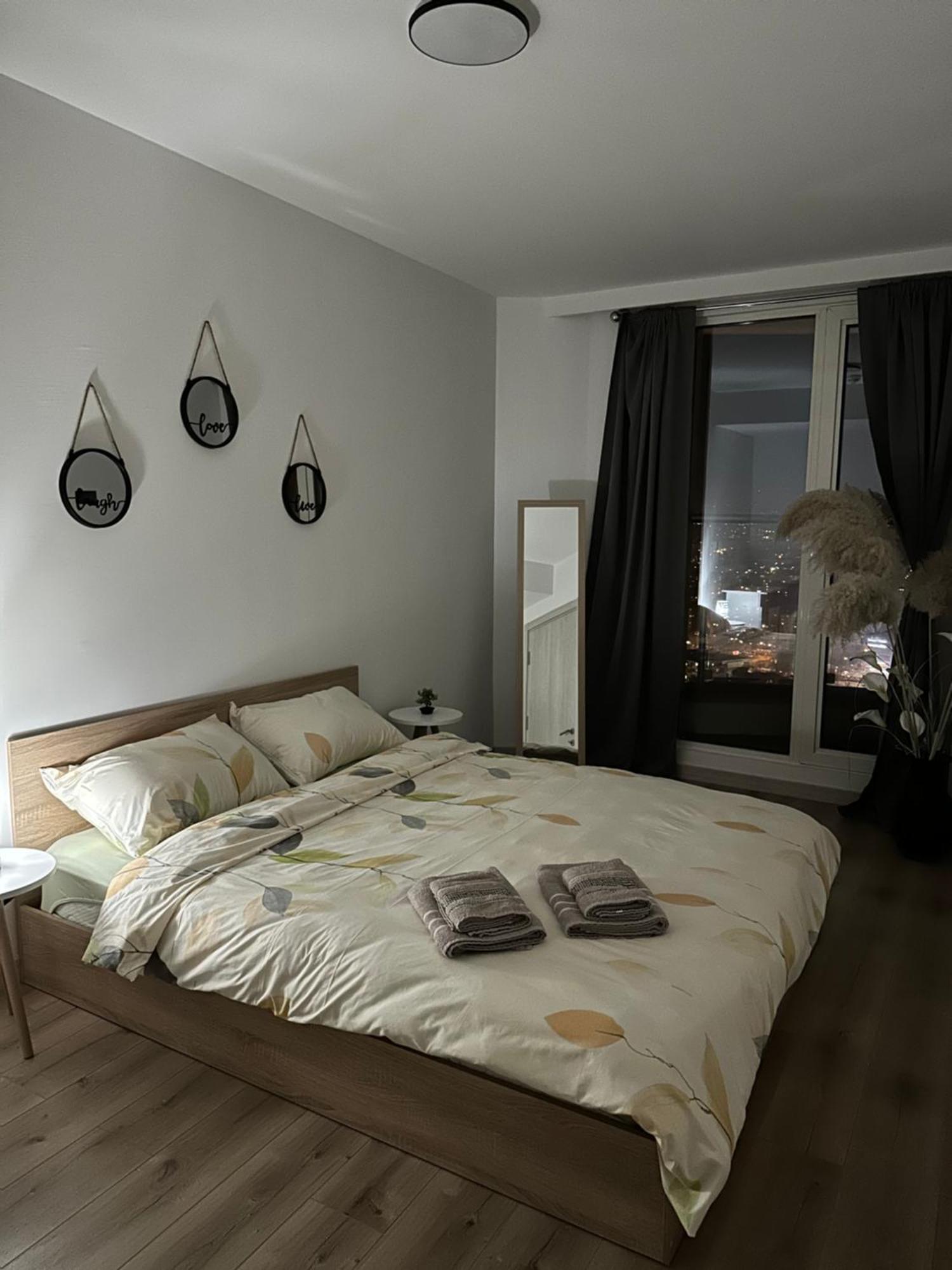Cevahir Sky City Apartment With Spa, Pool & Fitness Included Skopje Buitenkant foto